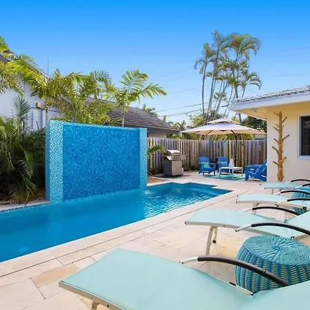 Walking From The Beach 3Br Villa